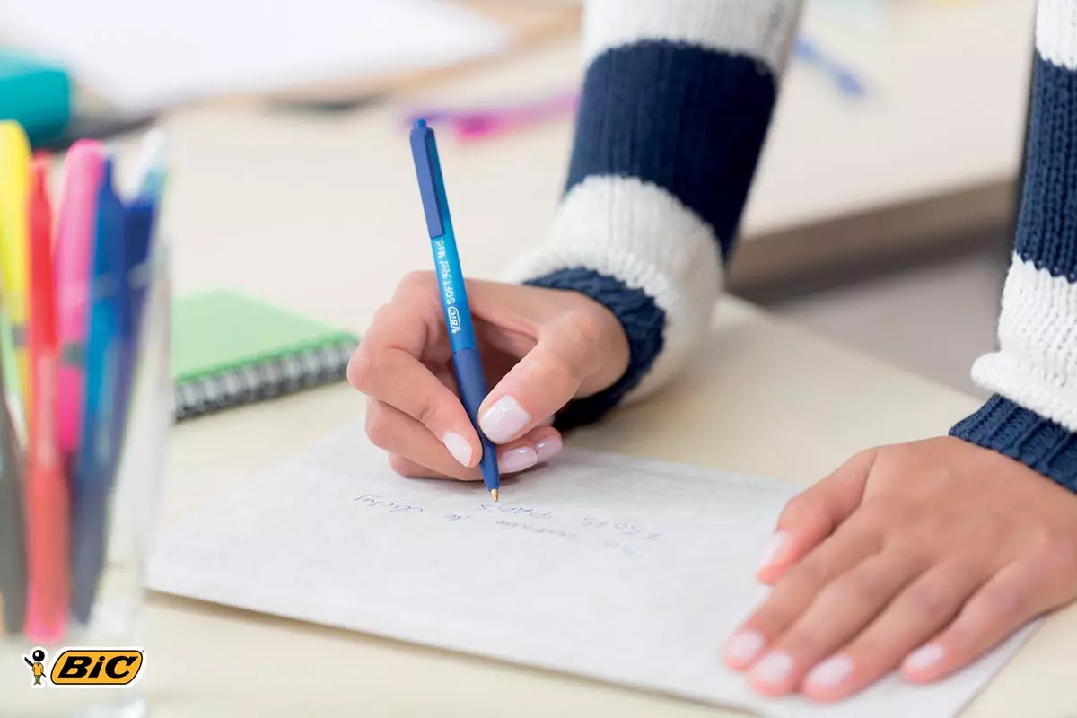 Bic Balpen Soft Feel Clic Grip - Blauw