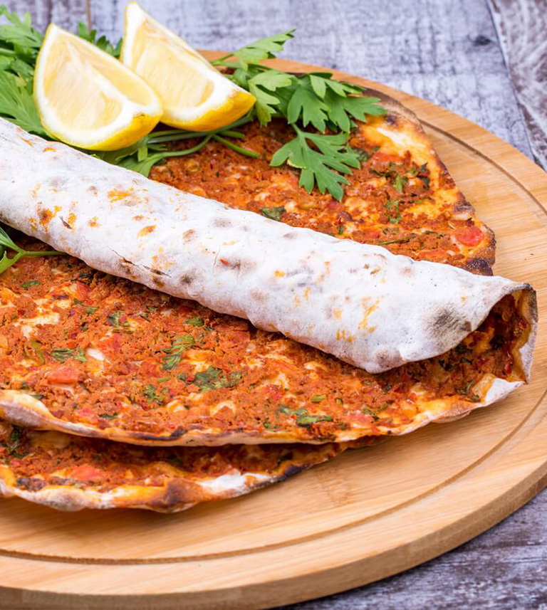 Lahmacun pizza's van Dalyan