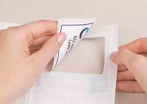 Zelfklevende Badge Avery 80X50mm Wit 200 stuks 